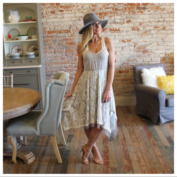 ✨LAST ONE✨Gray layered lace tank dress - Picture 2 of 3